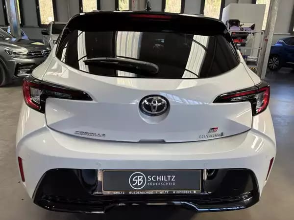 Toyota Corolla 2.0 GR SPORT hybrid - Photo 2