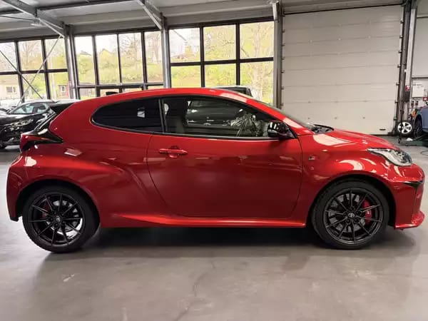 Toyota Yaris GR Four - Photo 2