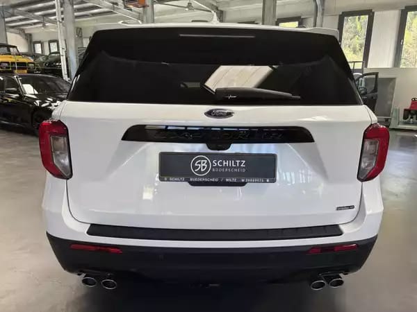 Ford Explorer 3.0 St Line Plug-in Hybrid 7 Seats - Photo 3