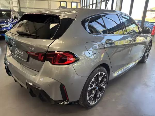 BMW 120 i M-Sport - Photo 2