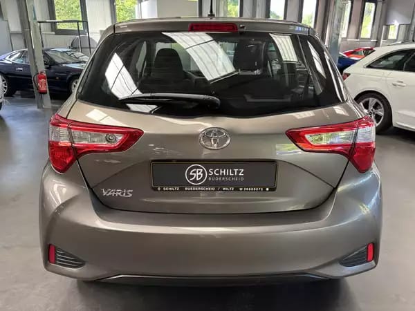 Toyota Yaris 1.5 VVT-ie Connect - Photo 3