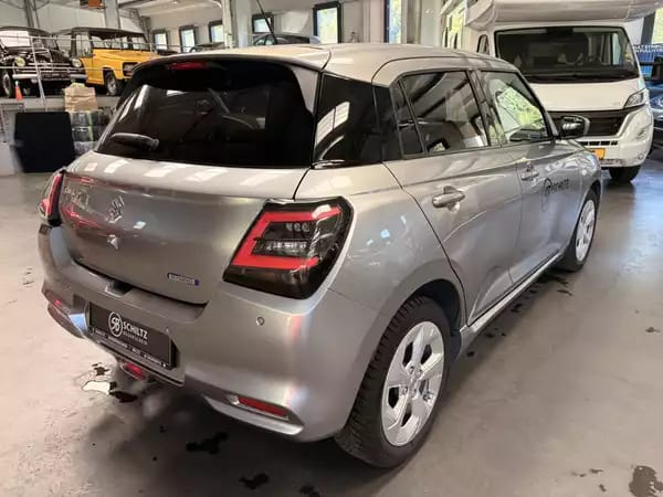 Suzuki Swift 1.2 GL+ MildHybrid Automatique - Photo 2
