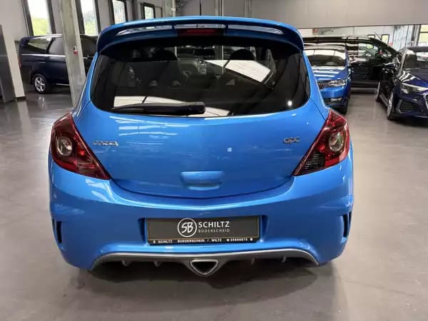 Opel Corsa OPC 1.6 - Photo 3