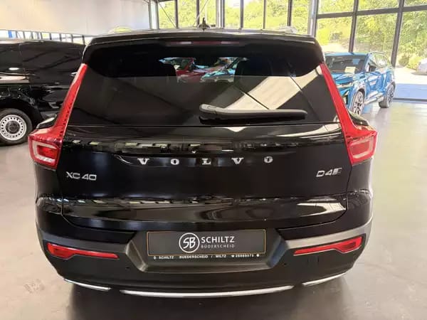 Volvo XC40 2.0 D4 Inscription AWD - Photo 3