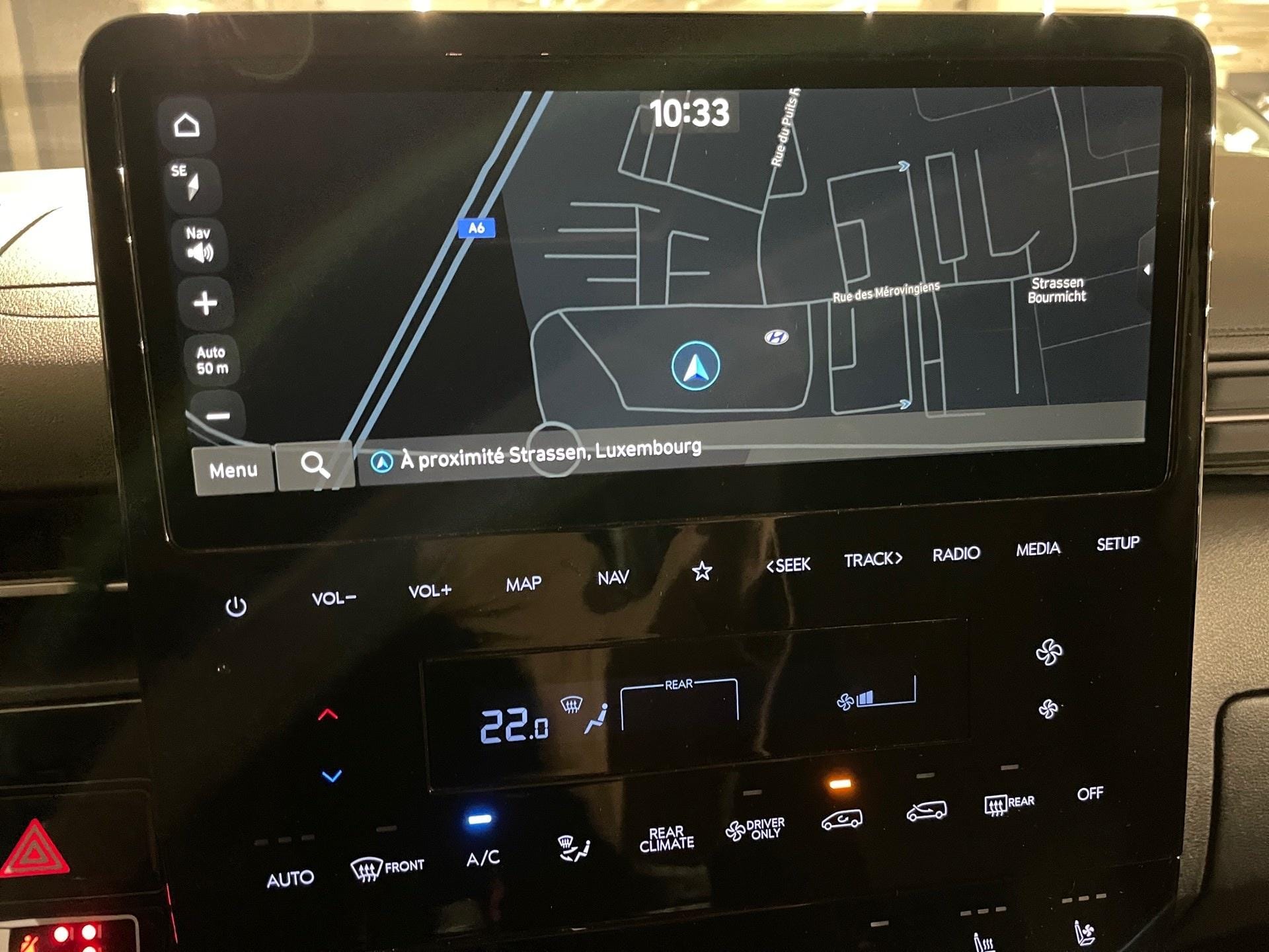 Hyundai STARIA 1.6 T-GDi HEV 6AT 7ST Luxury Bronze - Photo 1