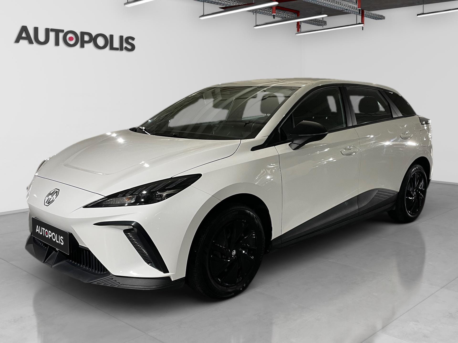 MG MG4 STANDARD - Photo 1