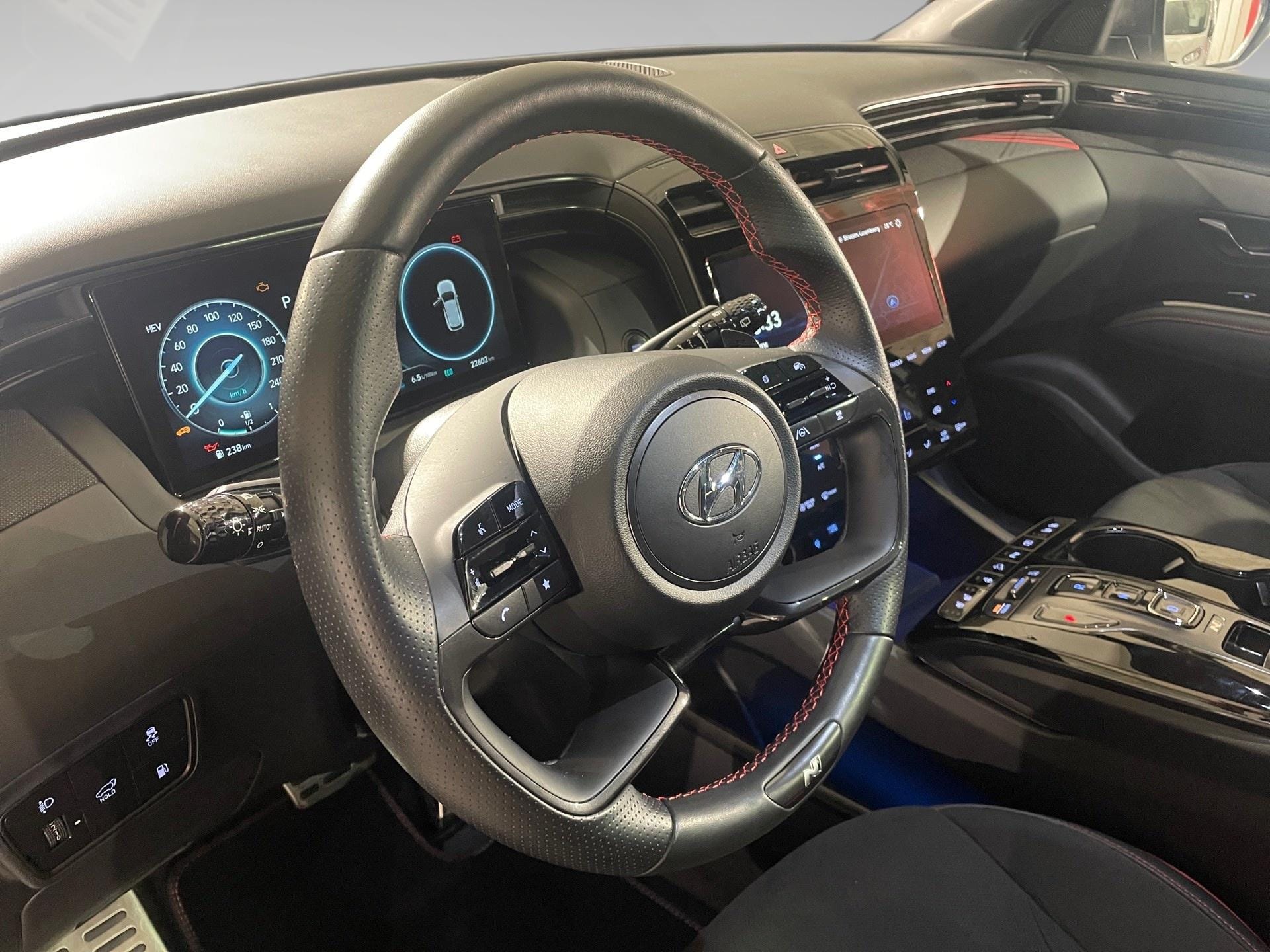 Hyundai TUCSON 1.6 SHINE N-LINE - Photo 2