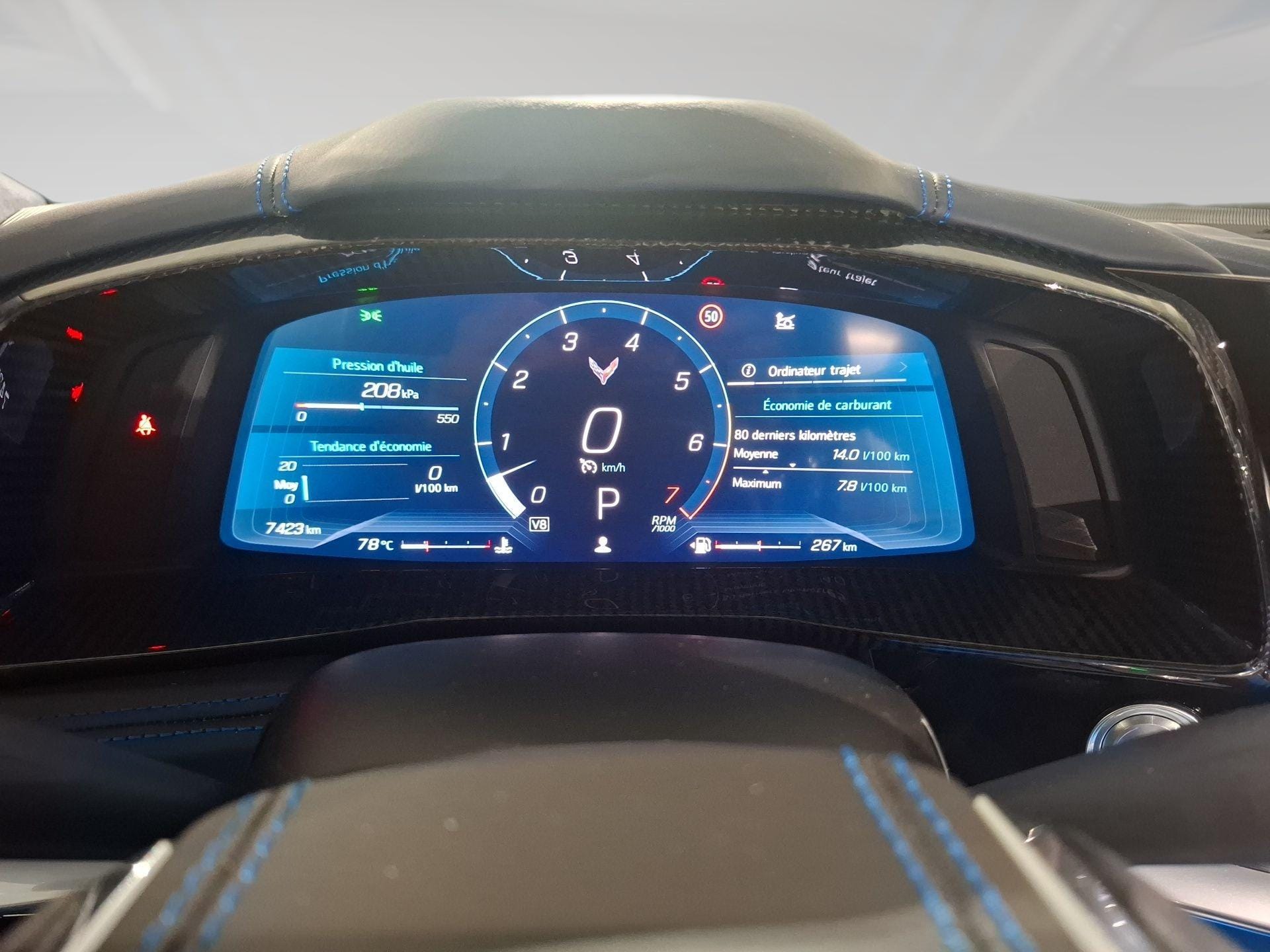 Chevrolet Corvette C8 6.2STINGRAY CAB 3LT V8 6.2 - Photo 2