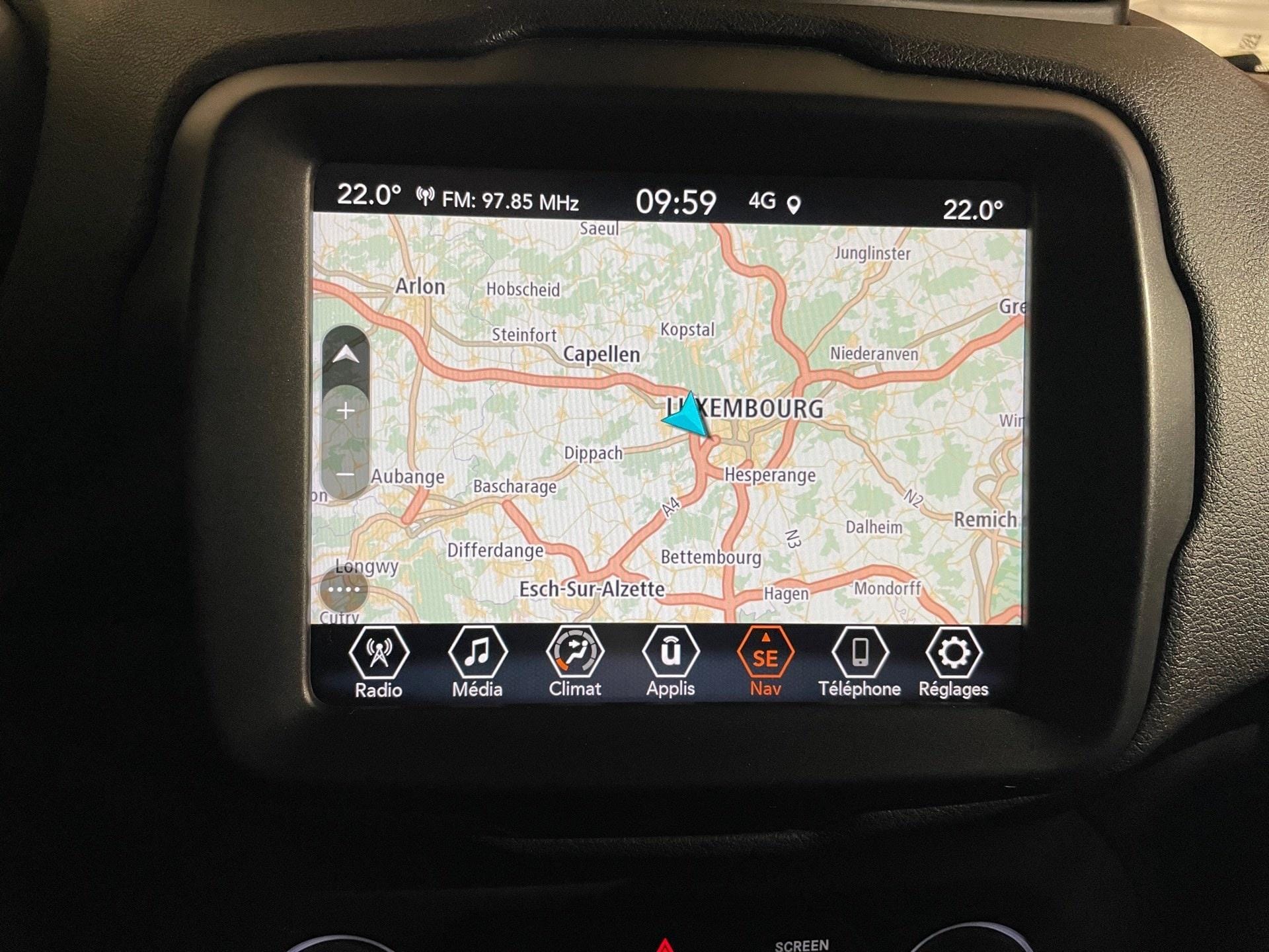 Jeep Renegade 1.6 MJD 130 4x2 MTX 80th - Photo 2