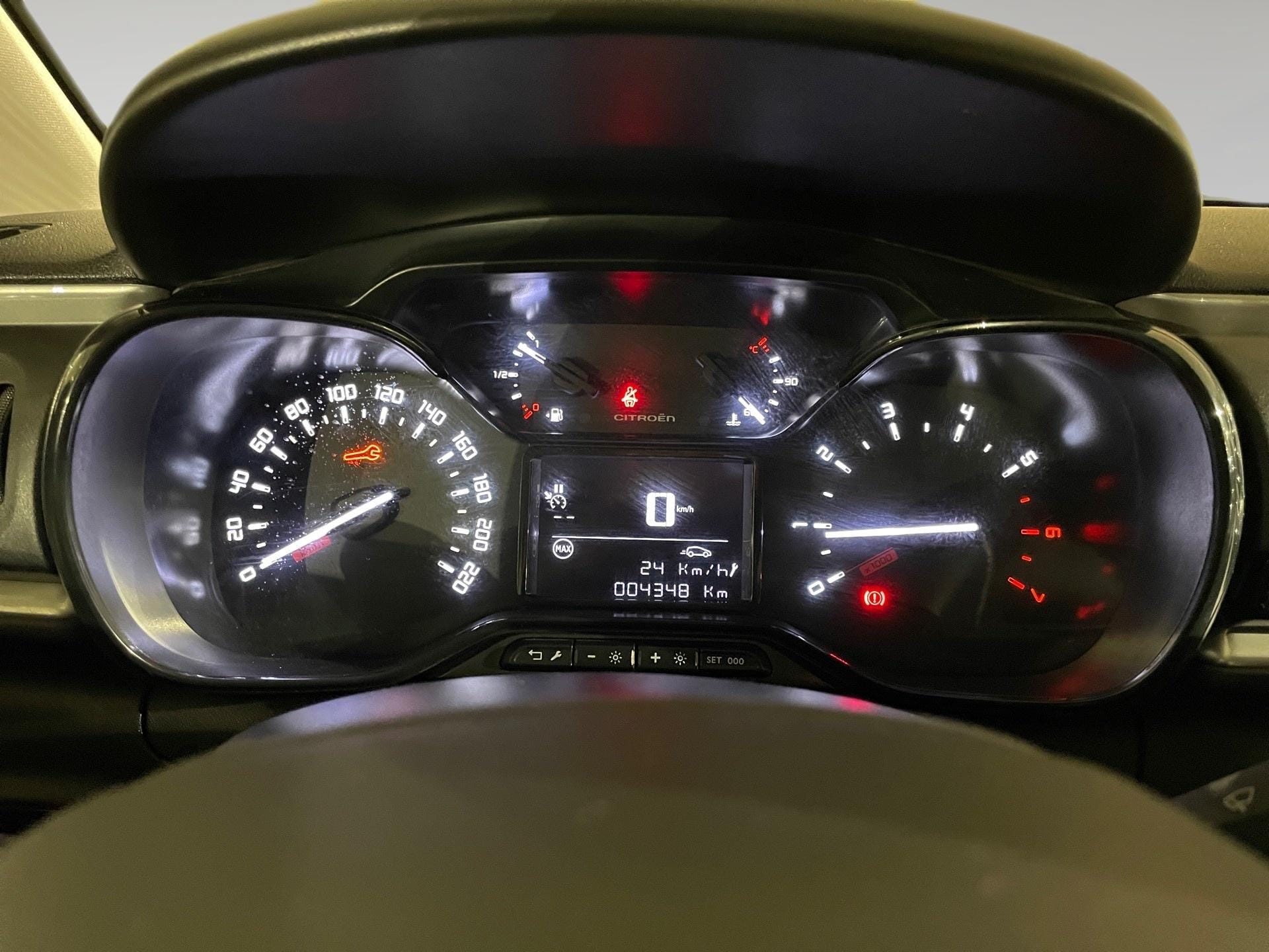 Citroën C3 1.5 BlueHDi 100 S&S - Photo 2