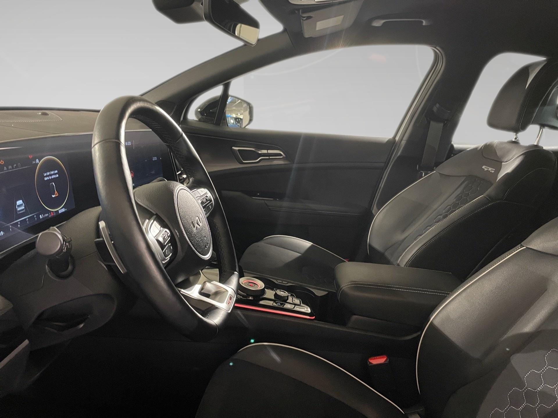 Kia Sportage 1.6 T-GDi 48V 7DCT GT Line - Photo 3