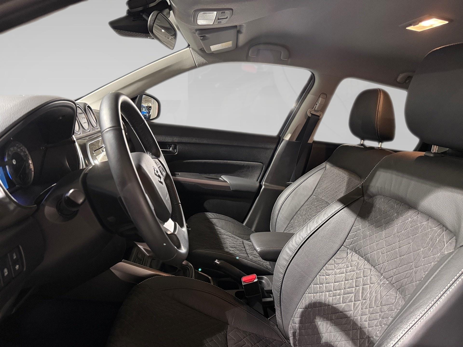 Suzuki Grand Vitara 1.4 Luxe MHEV 2WD - Photo 3