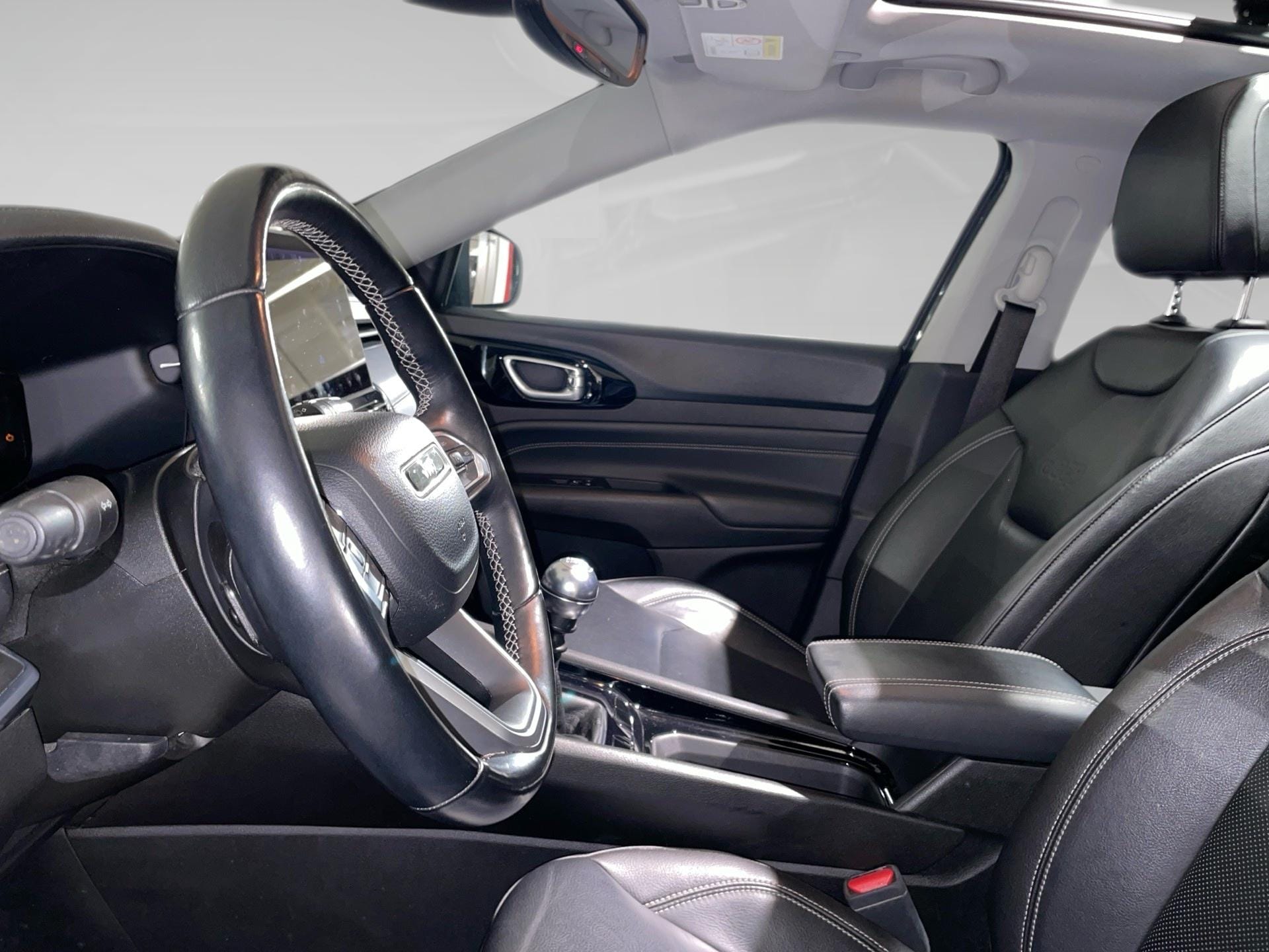 Jeep Compass 1.6 MJD 130 4x2 MTX Limited - Photo 3