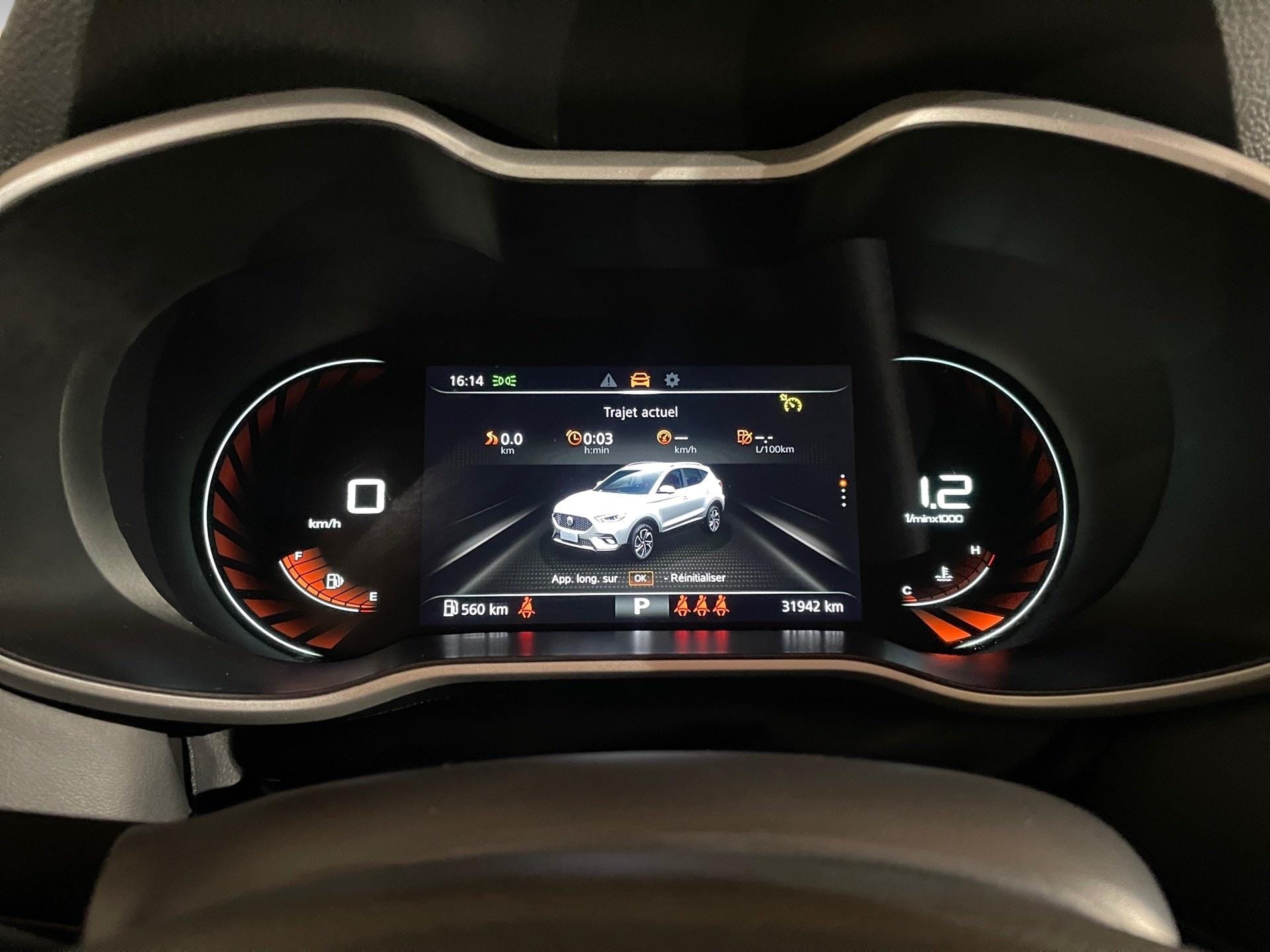 MG ZS 1.0 T-GDi AT LUXURY - Photo 2