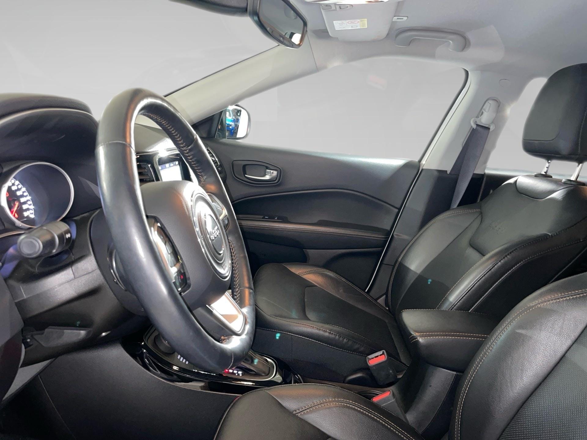 Jeep Compass 2.0 MJD 103kW 4x4 Longitude Auto - Photo 3