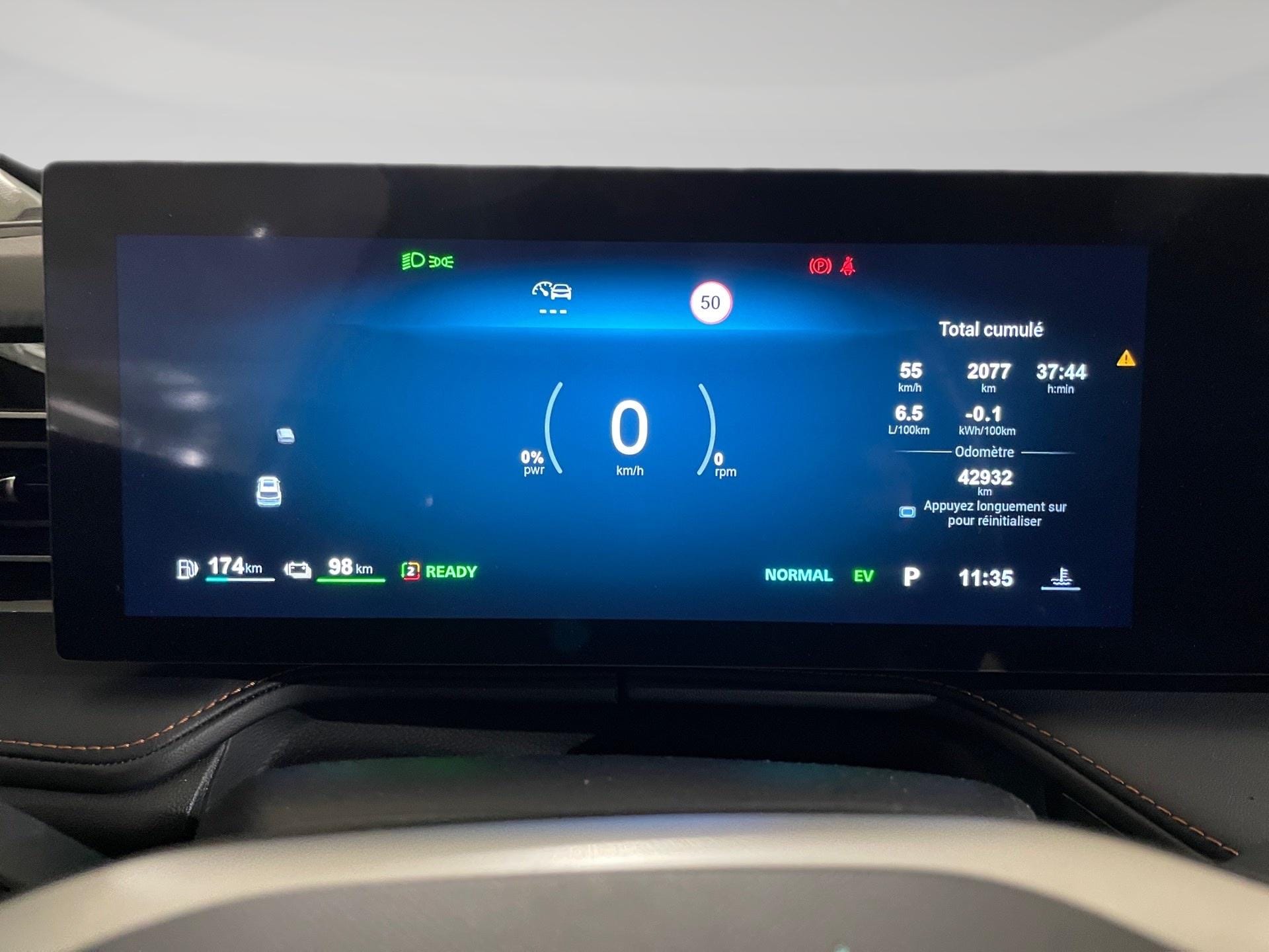 MG HS 1.5T Luxury Plug-In - Photo 2