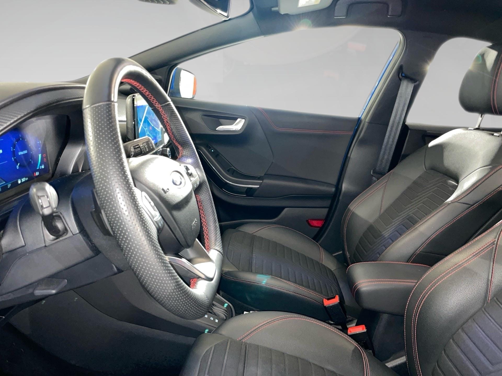 Ford Puma 1.0i Ecoboost mHEV 114kW Aut. ST-Line X - Photo 3