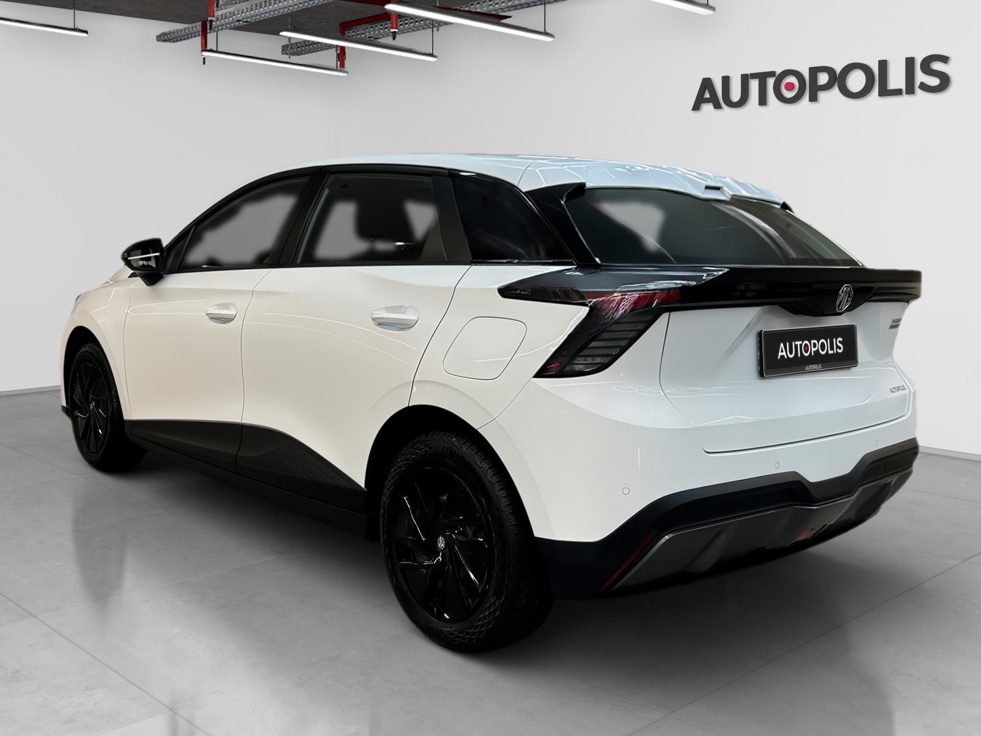 MG MG4 STANDARD - Photo 2