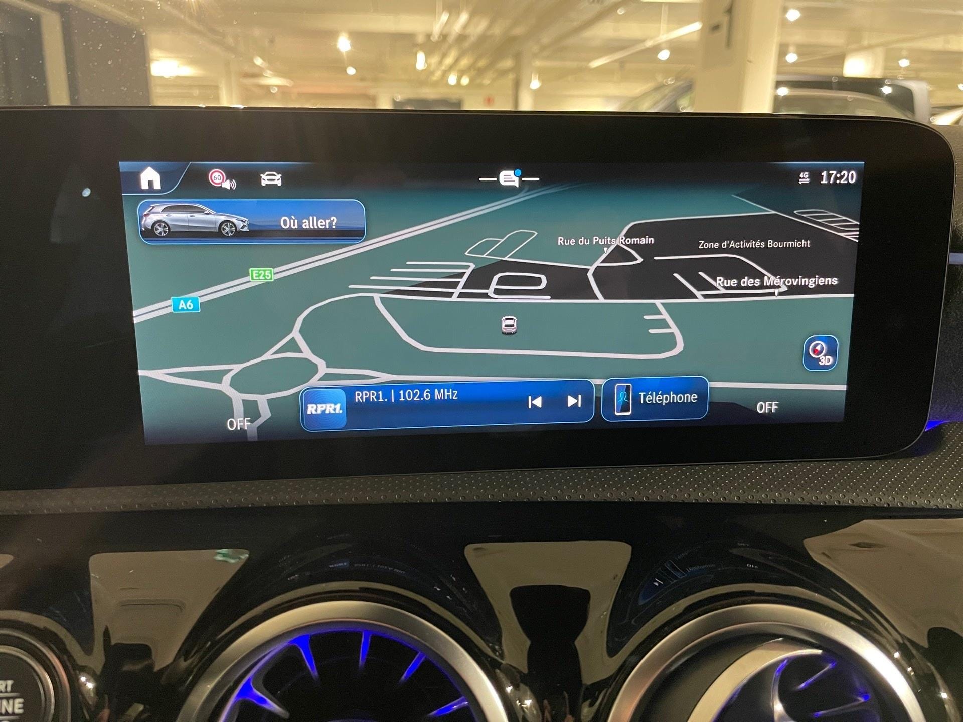 Mercedes-Benz 200 A200 1.3 hatchback AMG EDITION - Photo 2