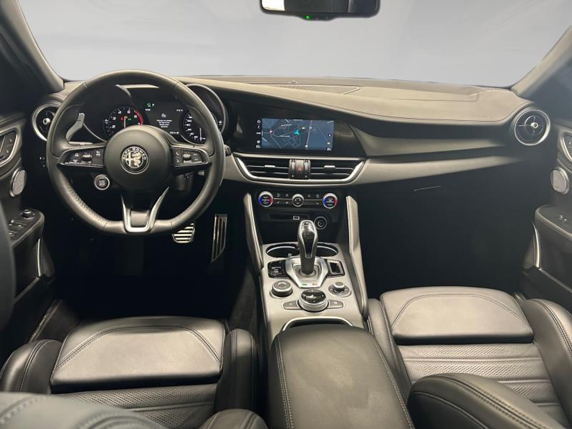 Alfa Romeo Giulia 2.0 TB 280 Q4 Veloce AUTO - Photo 3
