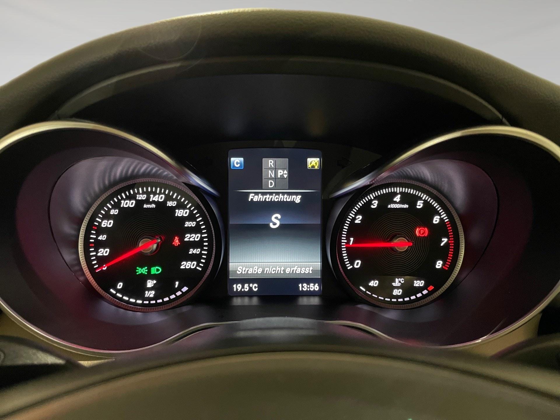 Mercedes-Benz Classe C C200 - Photo 2