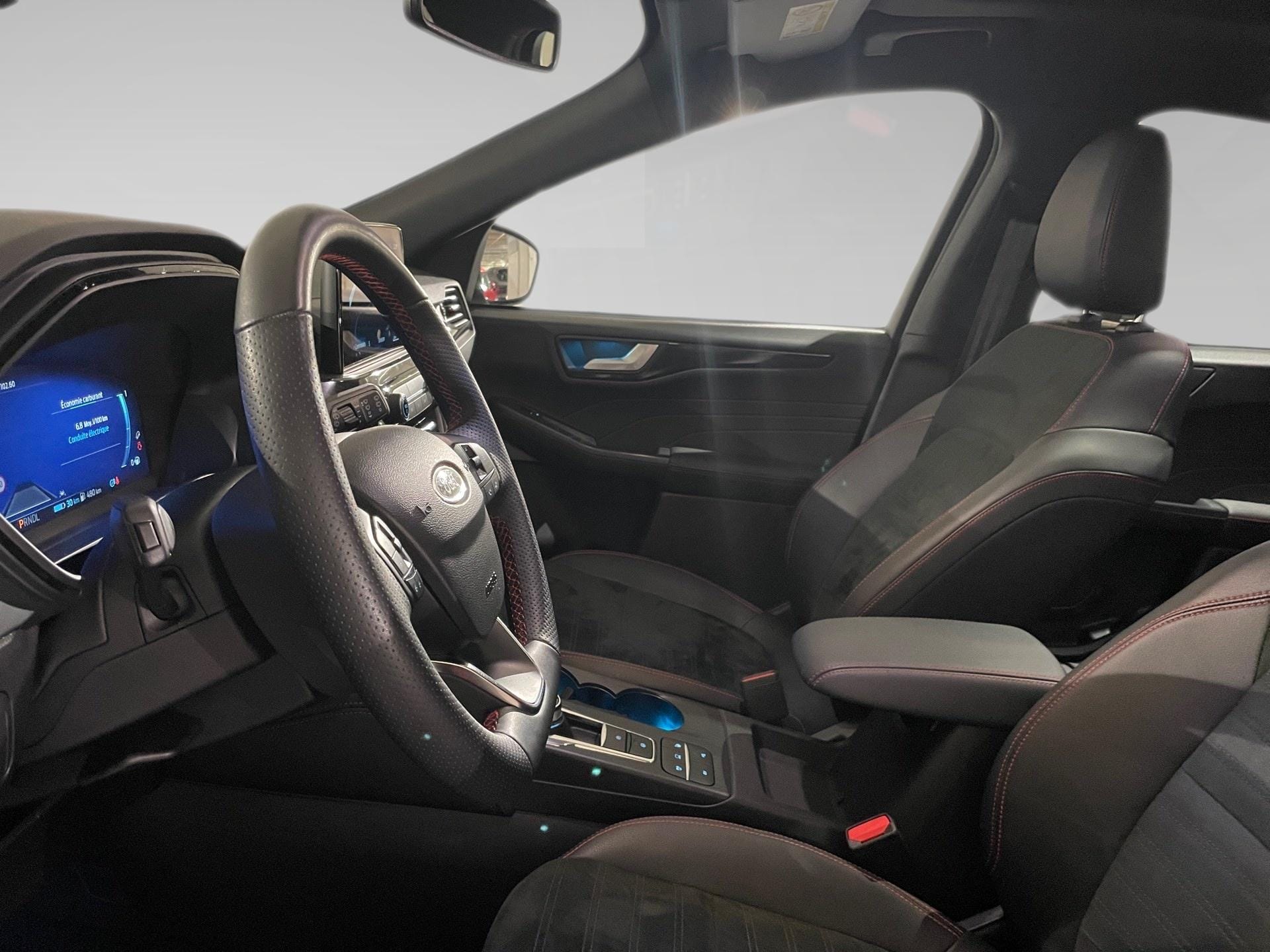 Ford Kuga 2.5i PHEV Aut. 165kW ST-Line - Photo 3