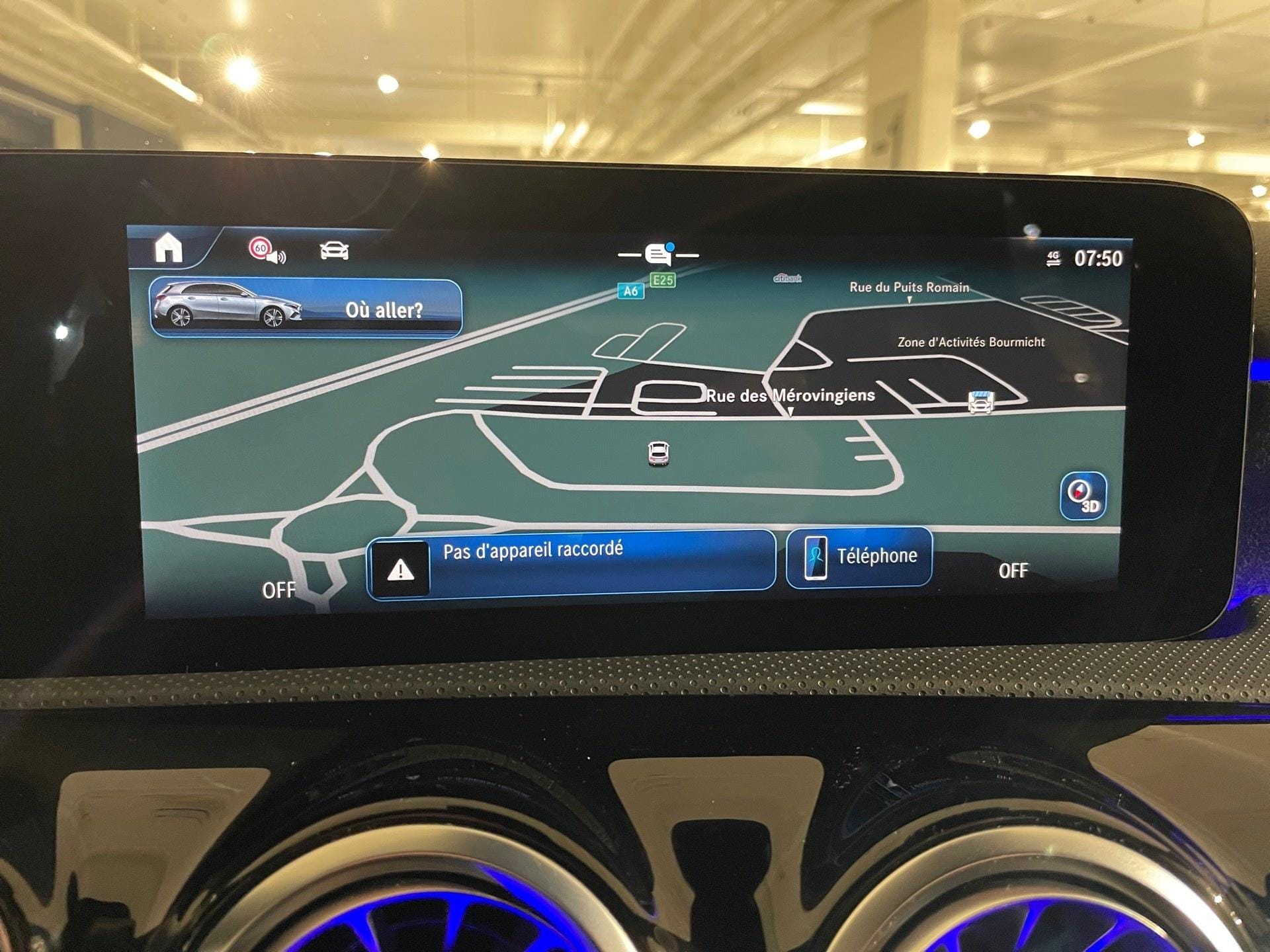 Mercedes-Benz Classe A A200 1.3 hatchback AMG EDITION - Photo 2