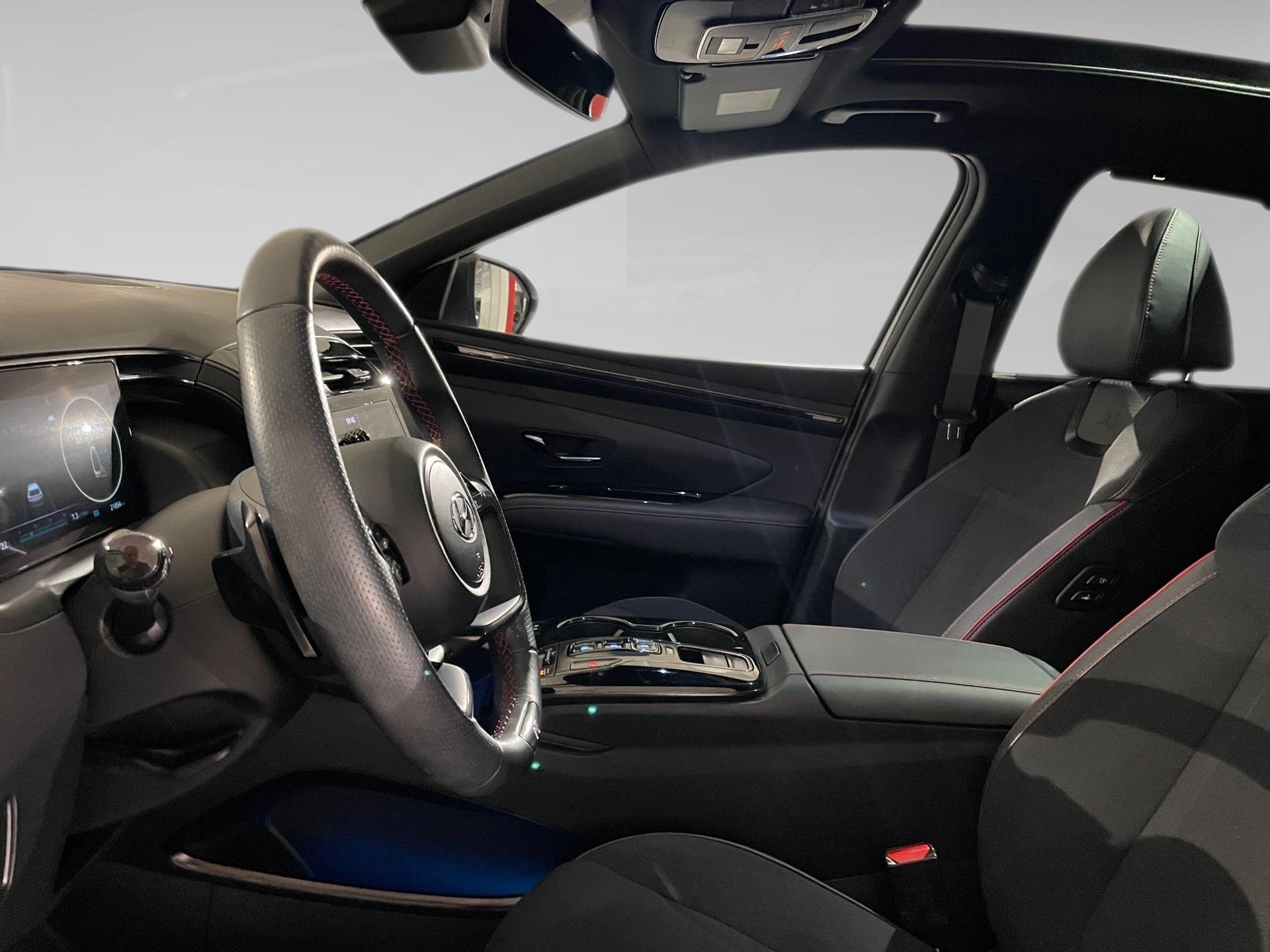 Hyundai TUCSON 1.6 T-GDi Plug-in Hybrid 4x4 Shine - Photo 3