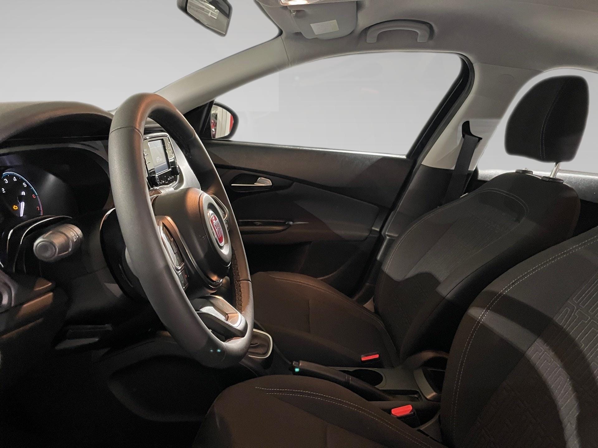 Fiat Tipo 1.5 Hybrid 130 DCT7 - Photo 3