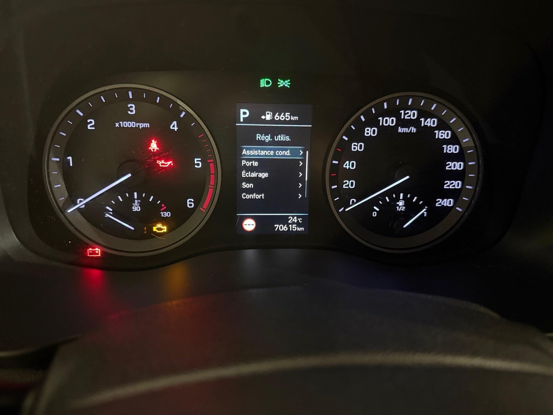 Hyundai TUCSON 1.6 FEEL N-LINE - Photo 2