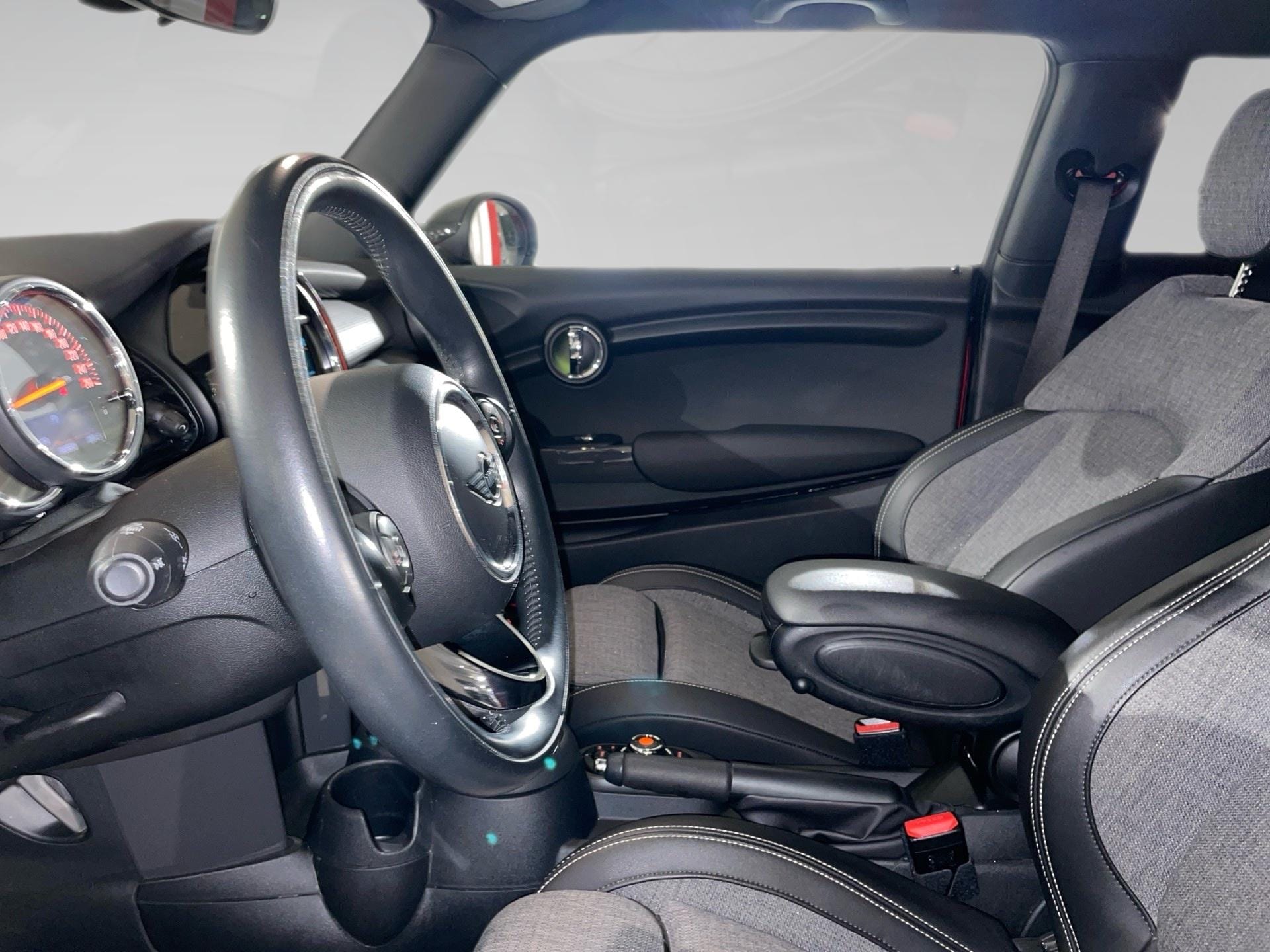 MINI Cooper COOPER - Photo 3