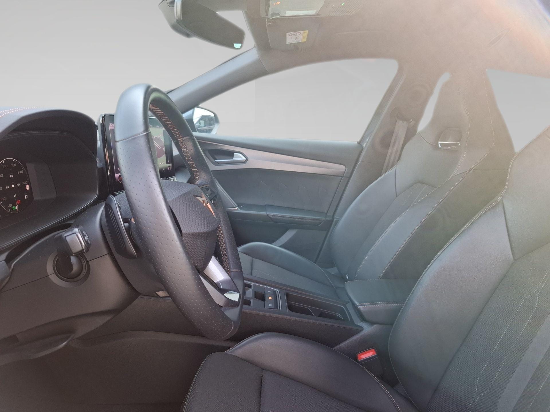 Cupra Formentor 2.0 TSI 4Drive 228kW DSG VZ - Photo 3