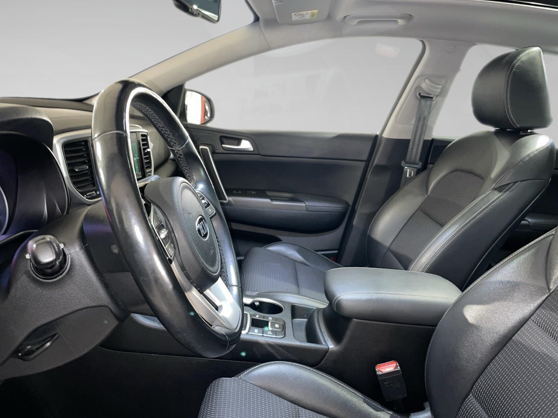 Kia Sportage 1.6 CRDi 136 7DCT ISG - Photo 3