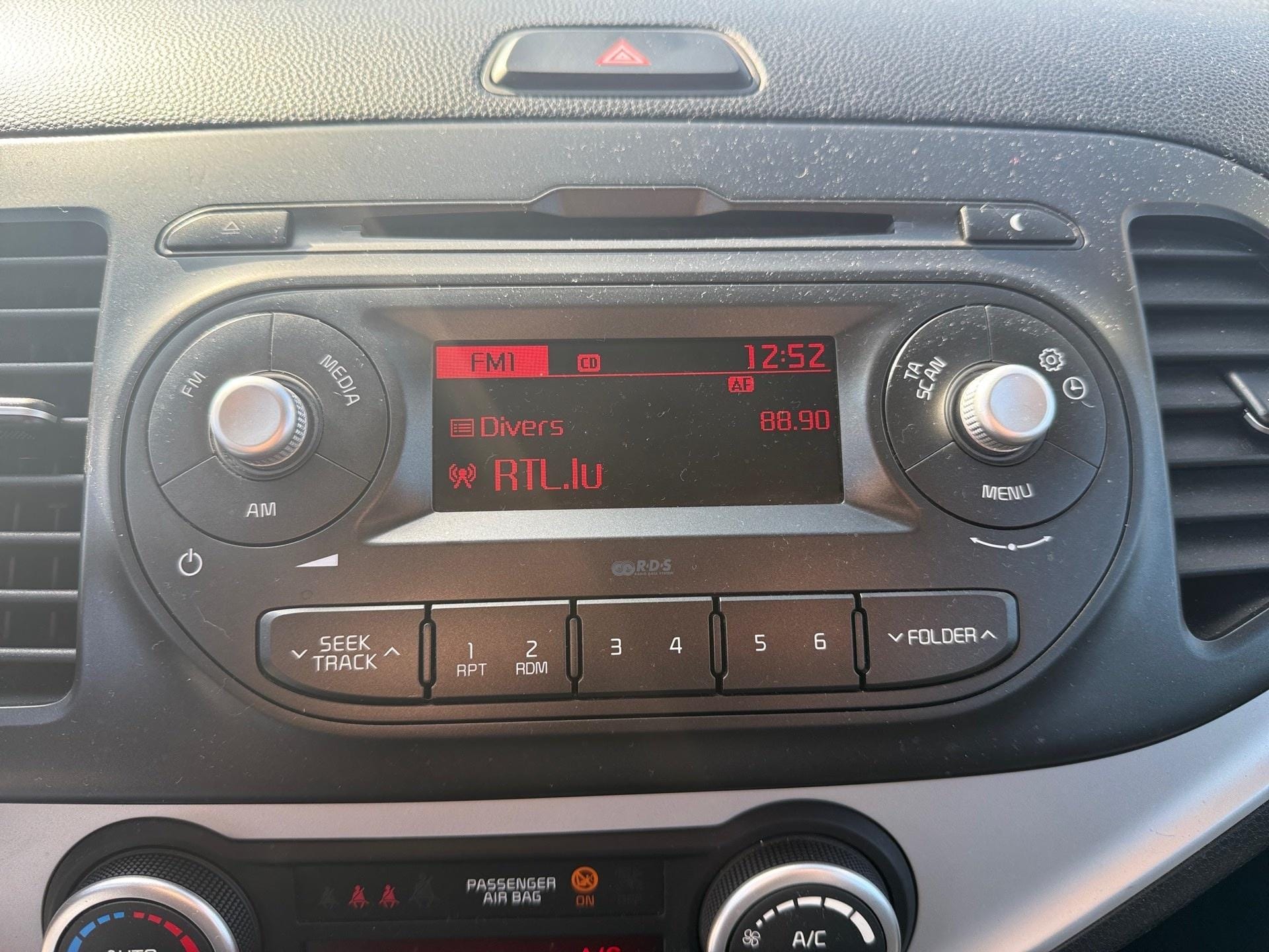 Kia Picanto 1.2 - Photo 1