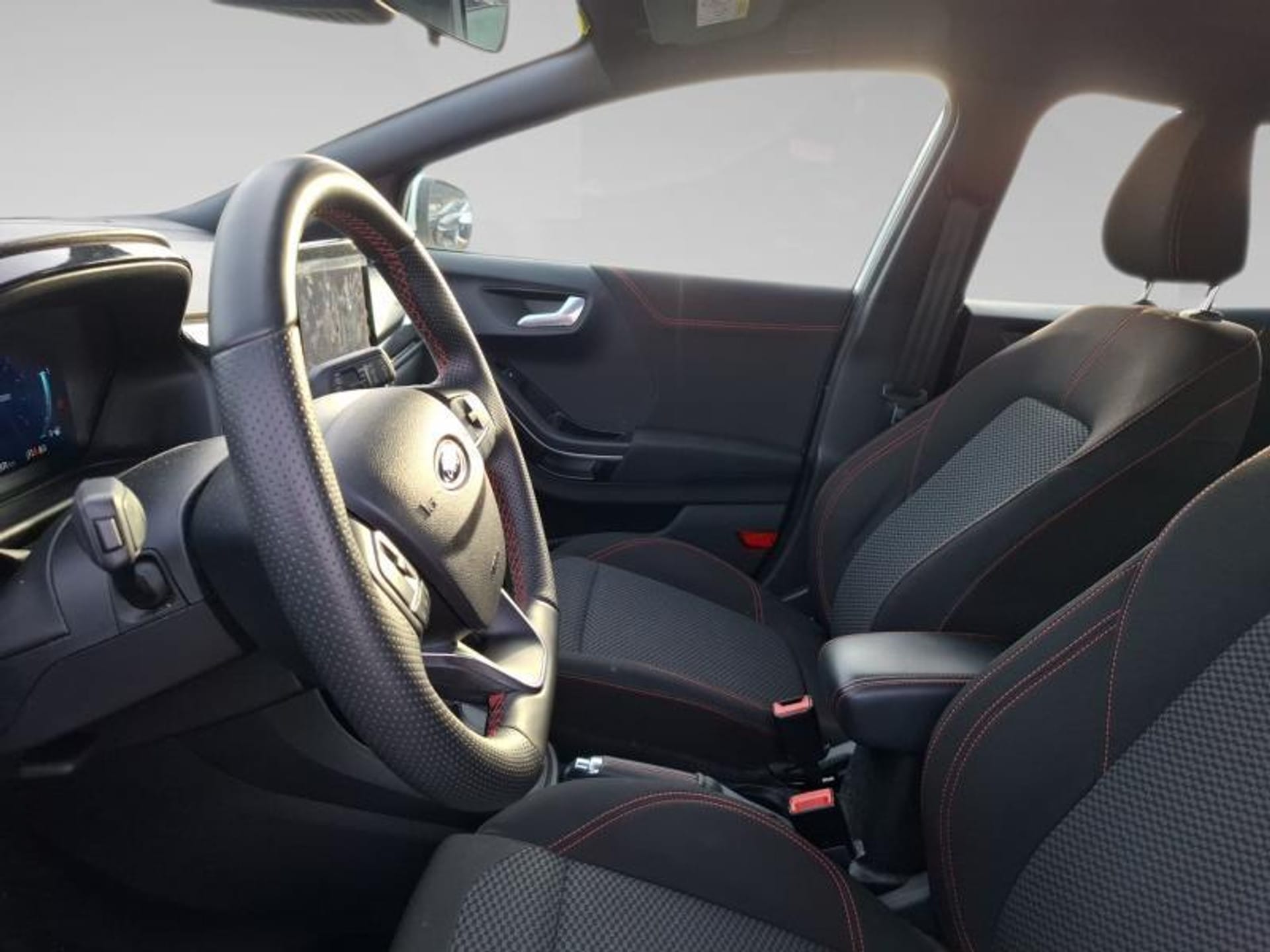 Ford Puma 1.0i Ecoboost MHEV 92kW Aut. ST-Line V - Photo 3