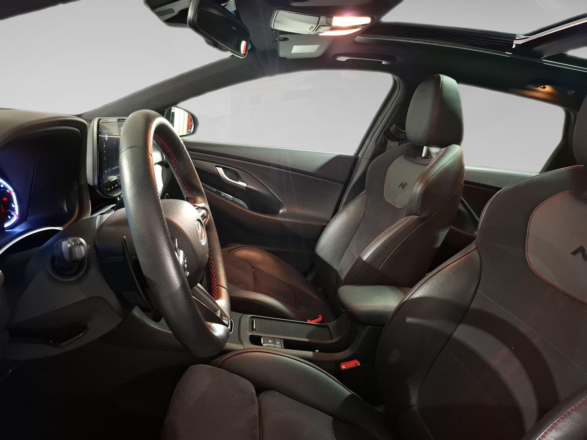 Hyundai i30 1.5 N-LINE - Photo 3