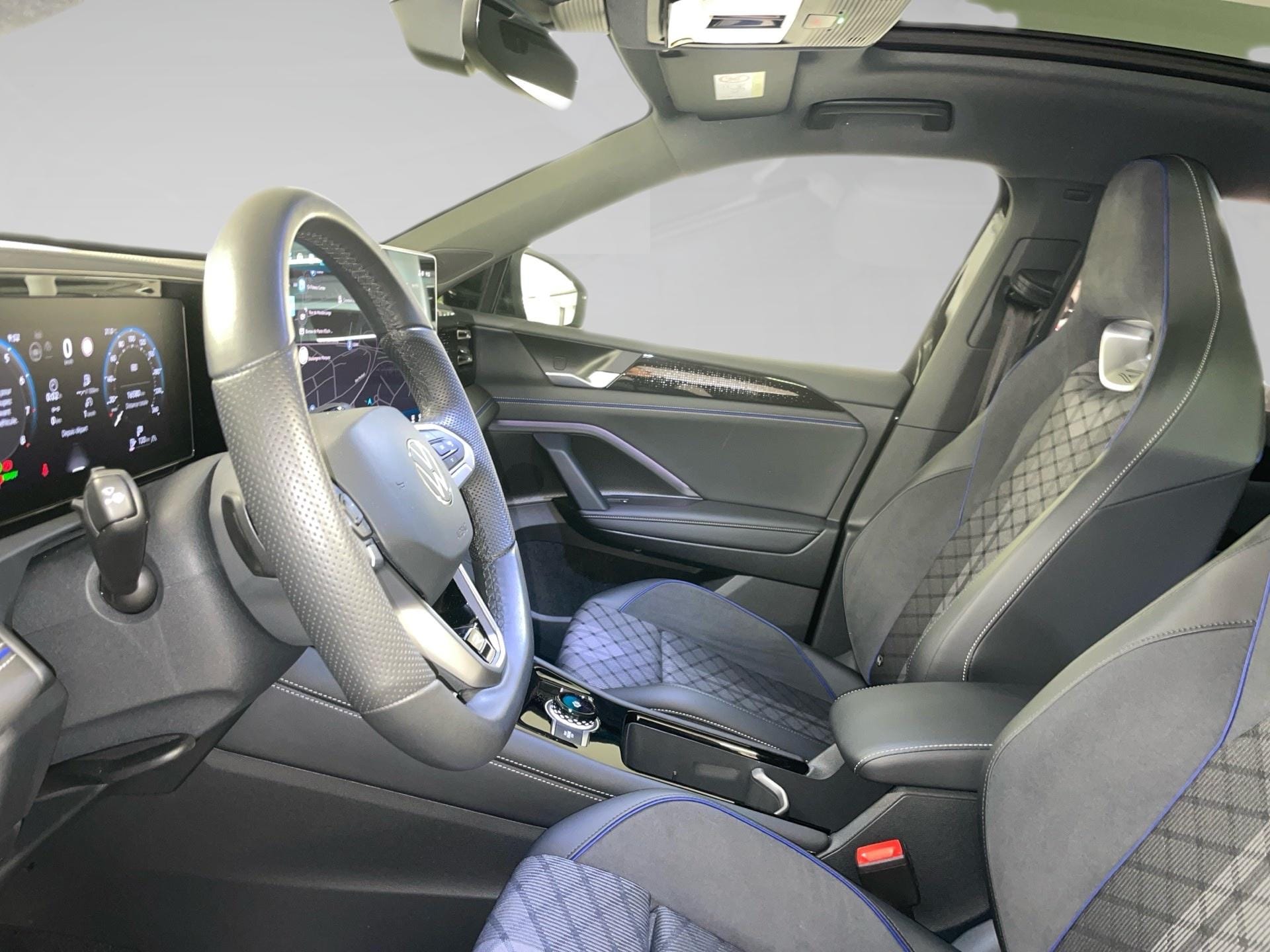 Volkswagen Tiguan 1.5 eHybrid R-Line DSG - Photo 3