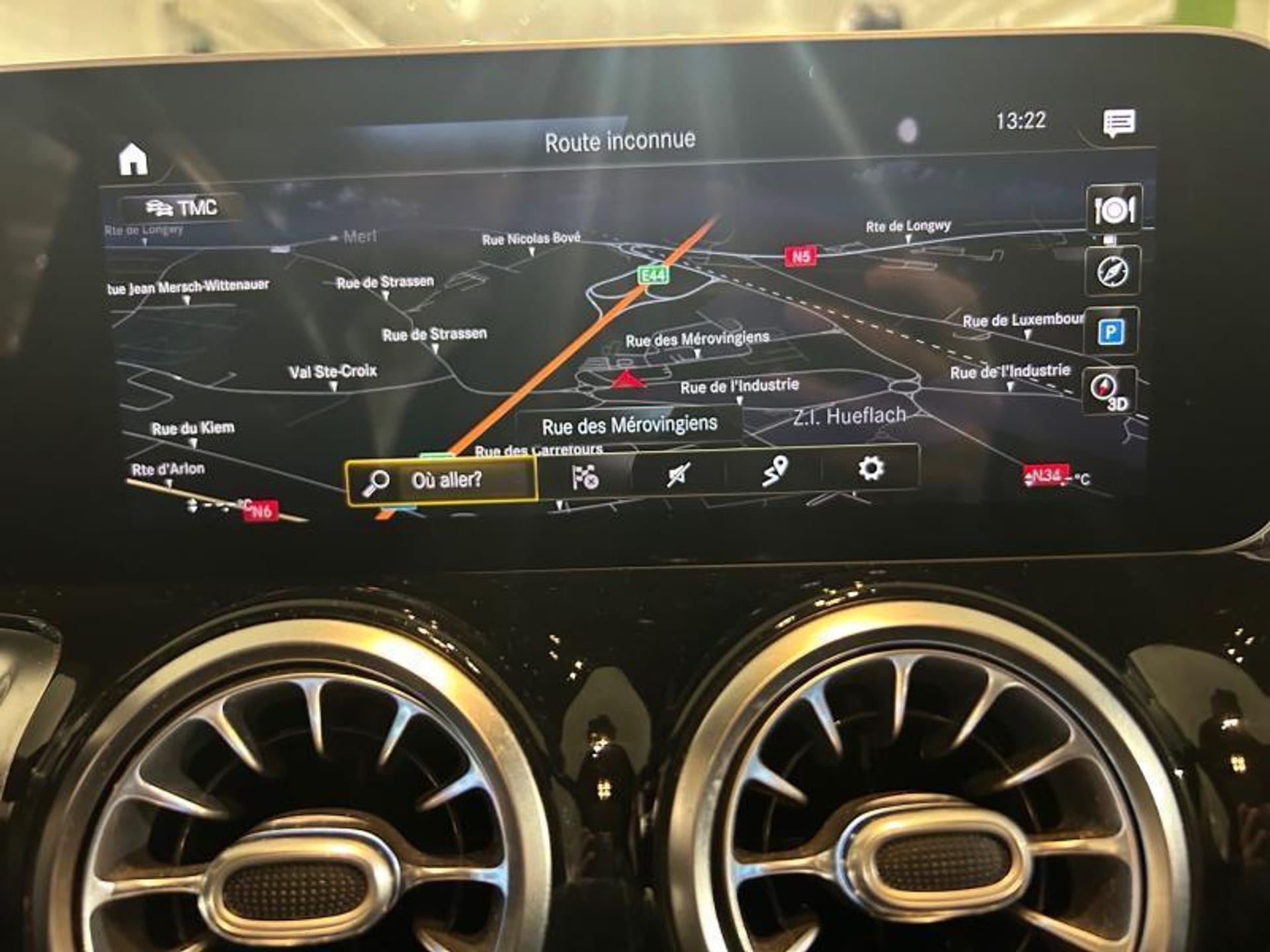 Mercedes-Benz GLB GLB 200 d - Photo 1