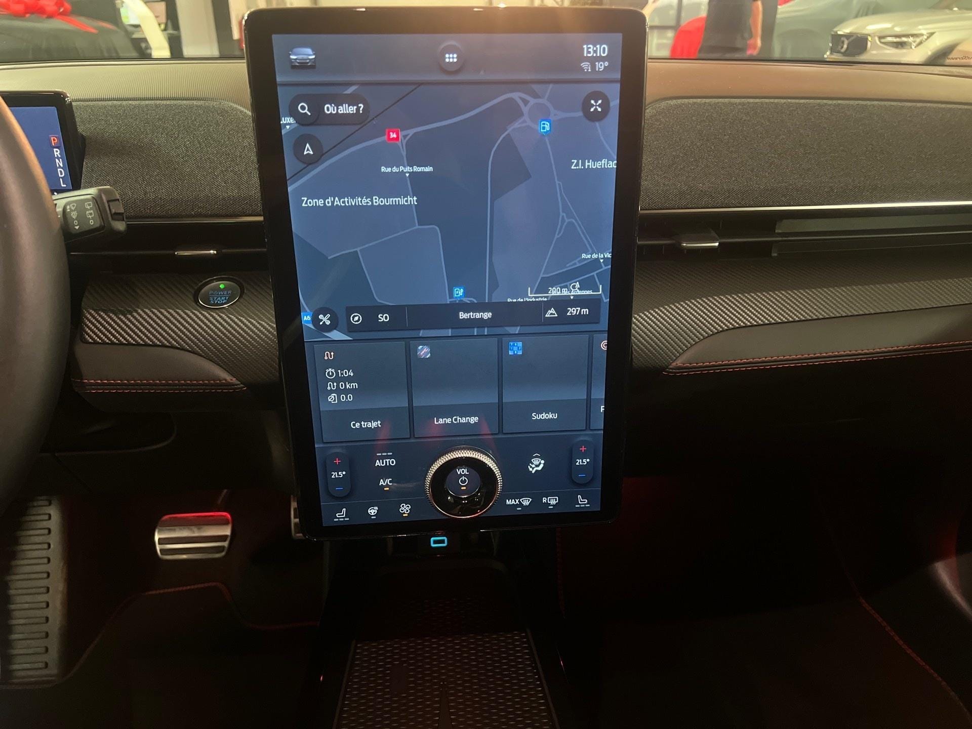 Ford Mustang Mach-E AWD - Photo 1