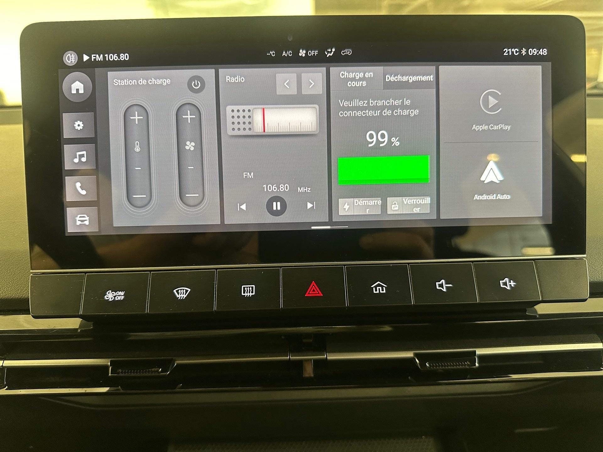 MG MG4 STANDARD - Photo 1