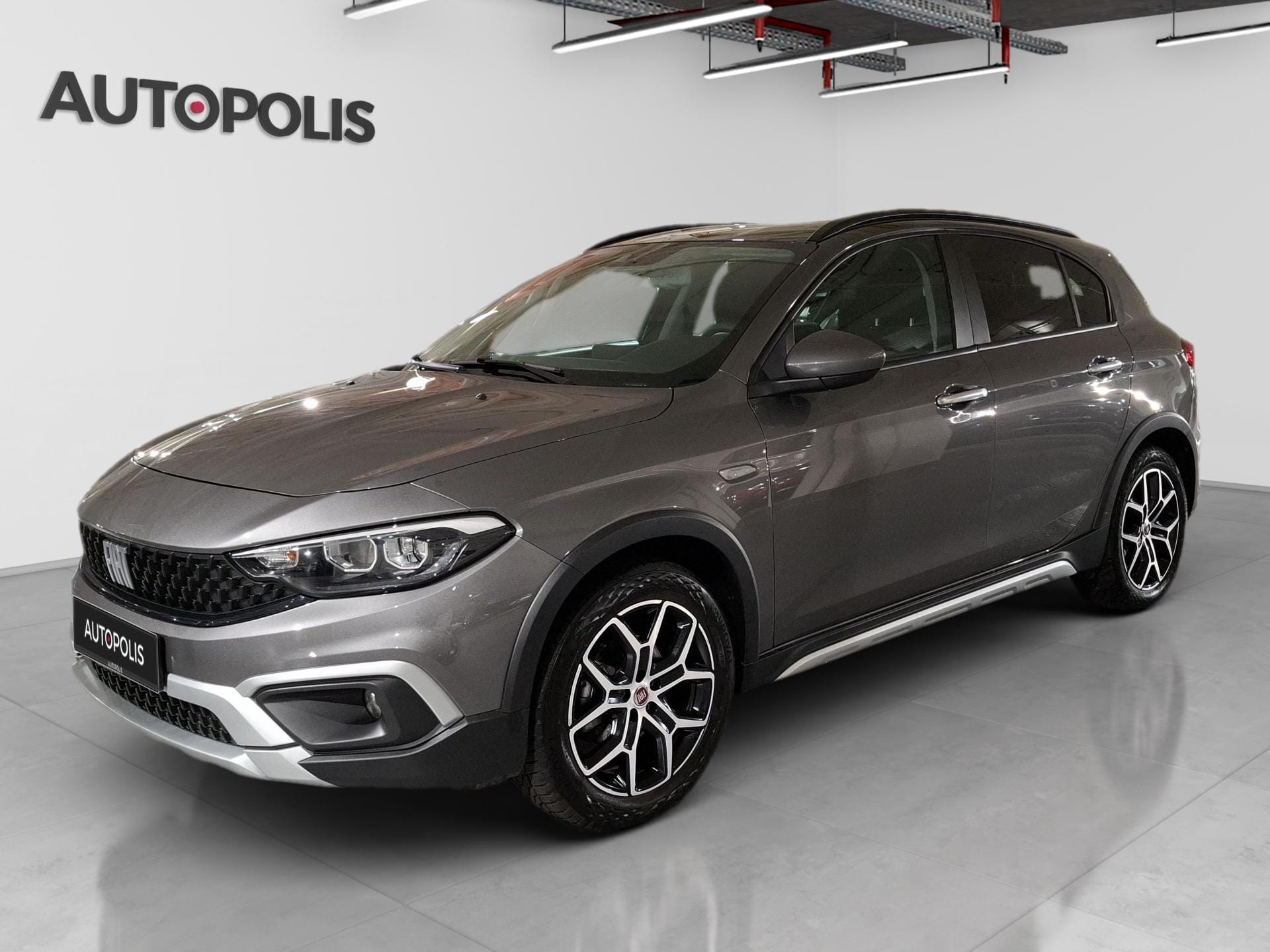 Fiat Tipo 1.5 HYBRID CROSS - Photo 1