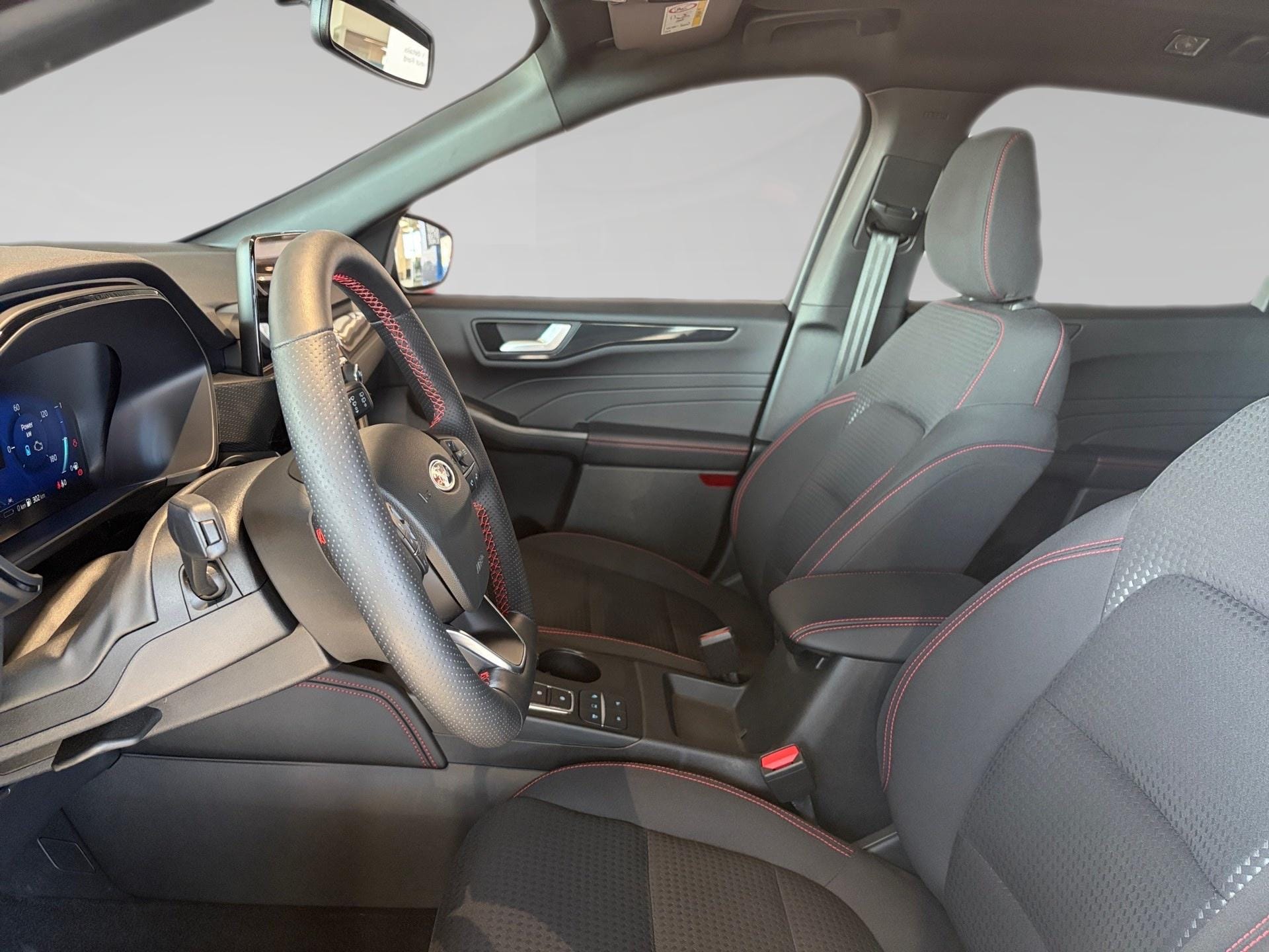 Ford Kuga 2.5i PHEV Aut. 165kW ST-Line - Photo 3