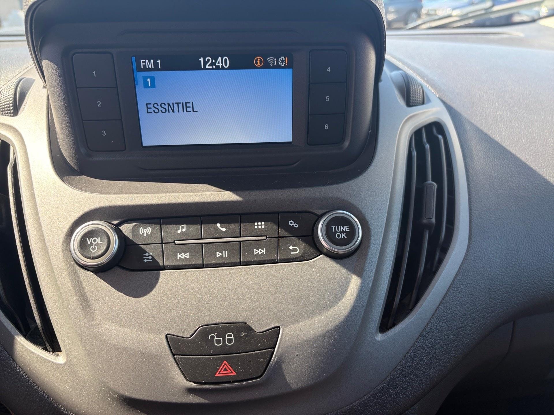 Ford Transit Connect 1.0 EcoBoost 74kW L1 Ambiente - Photo 2