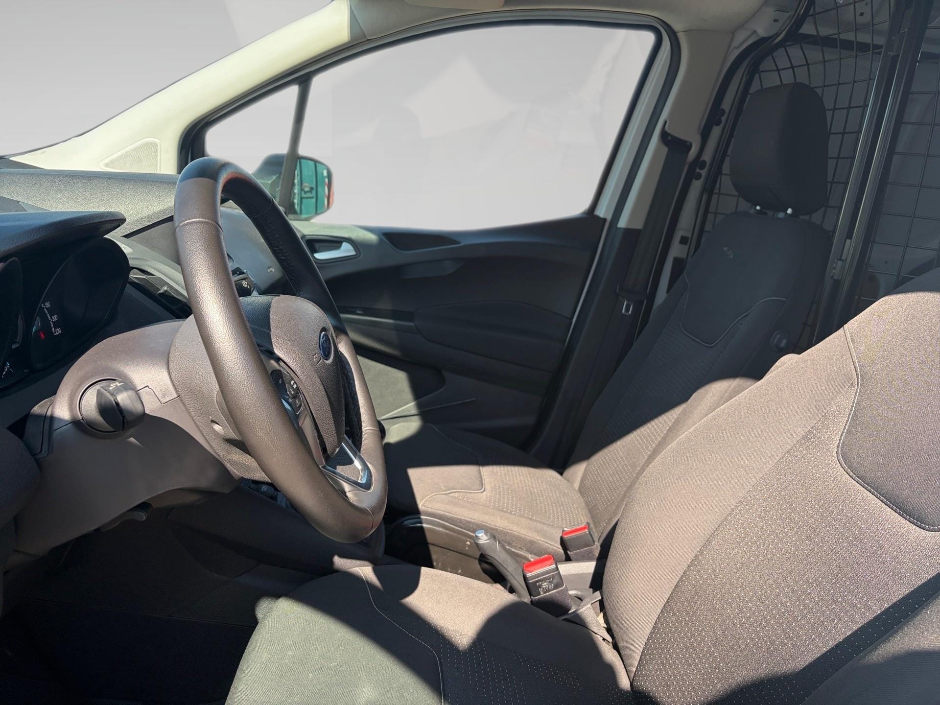Ford Transit Connect 1.0 EcoBoost 74kW L1 Ambiente - Photo 3