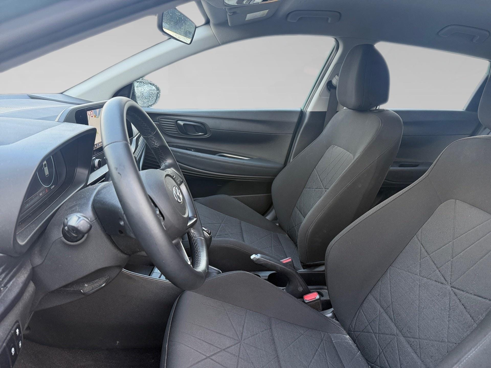 Hyundai BAYON 1.0 TGDi 100 6MT Twist - Photo 3