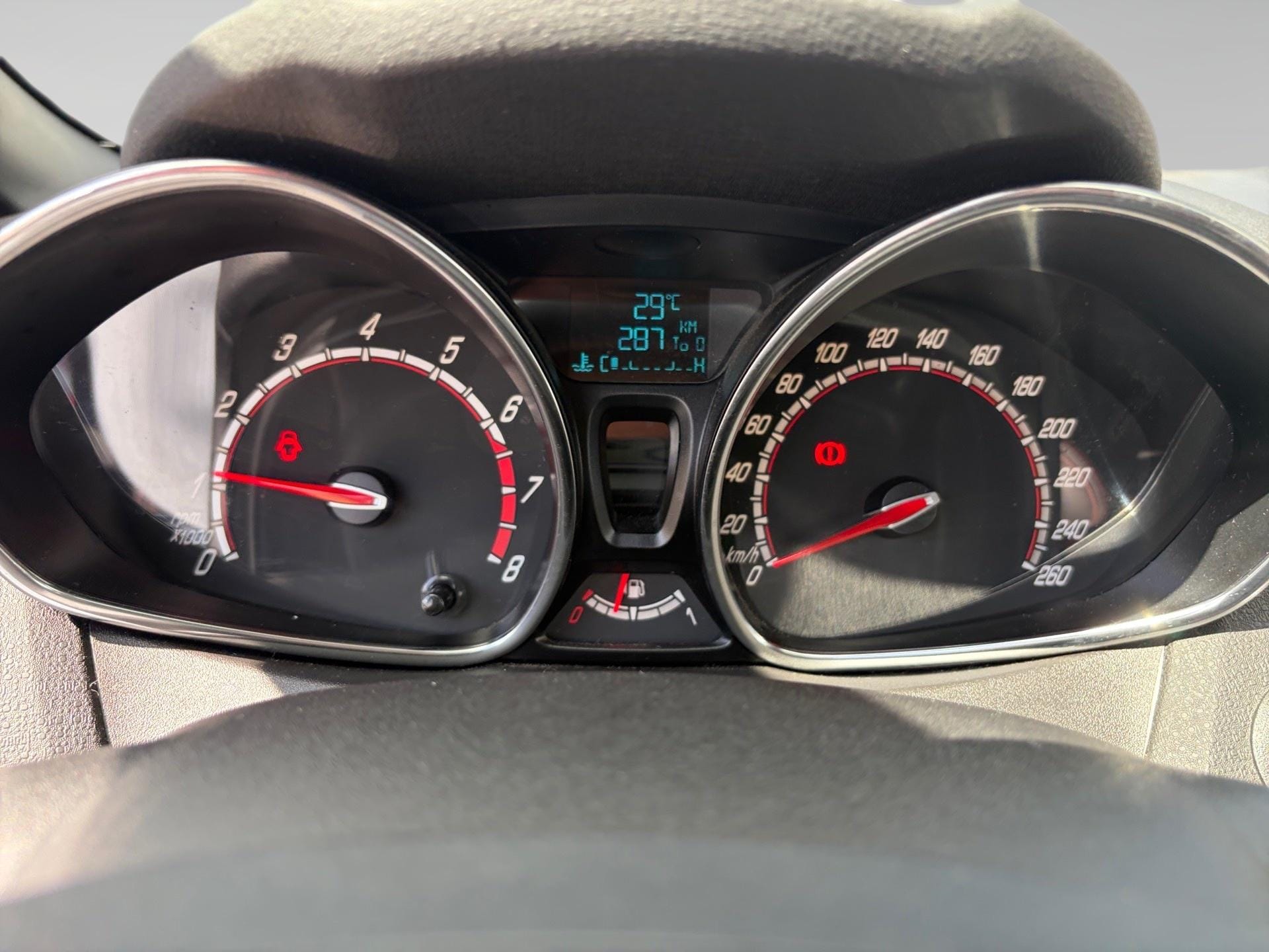Ford Fiesta 1.6i Ecoboost 134kW ST2 - Photo 2