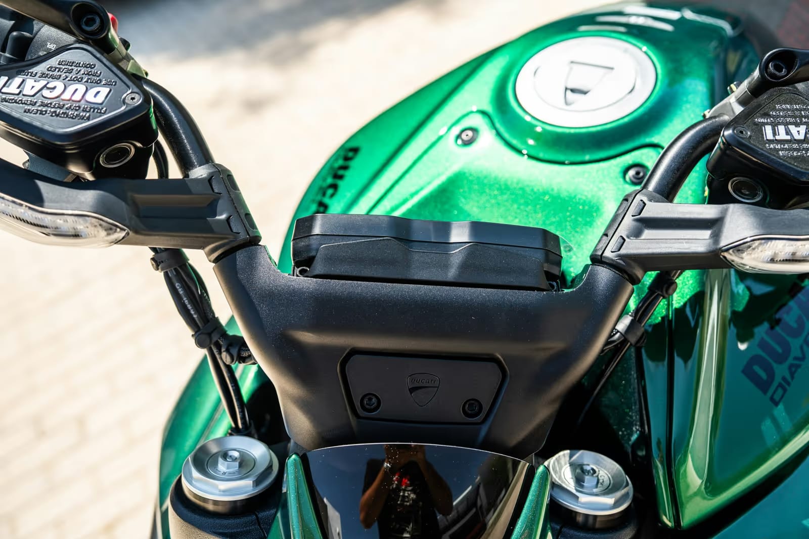 Ducati Diavel Diavel for Bentley - Photo 1