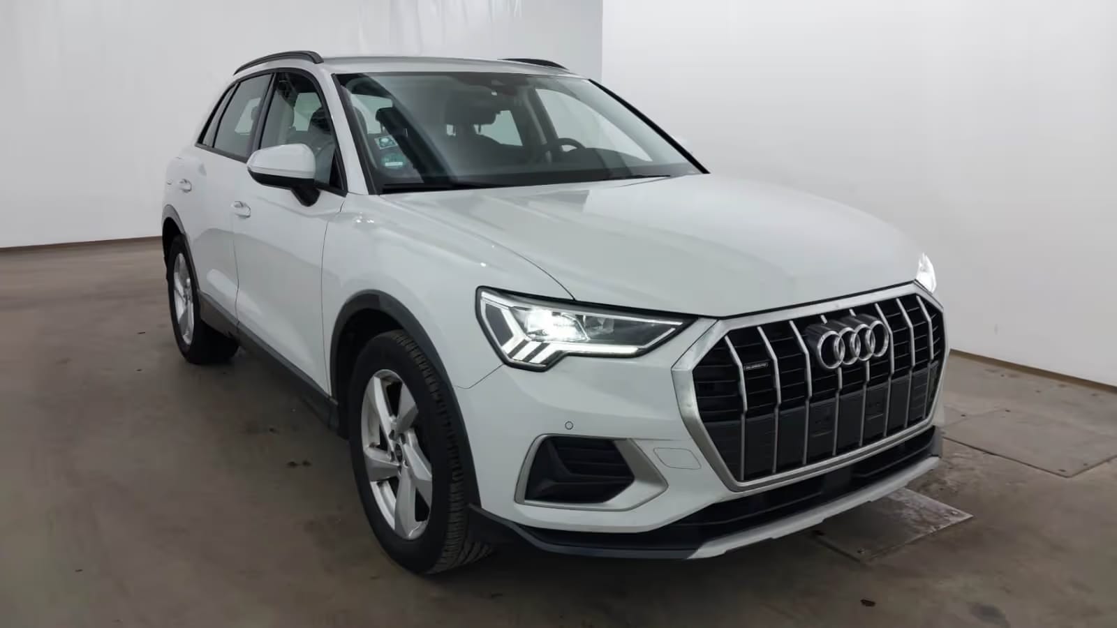 Audi Q3 - Photo 1
