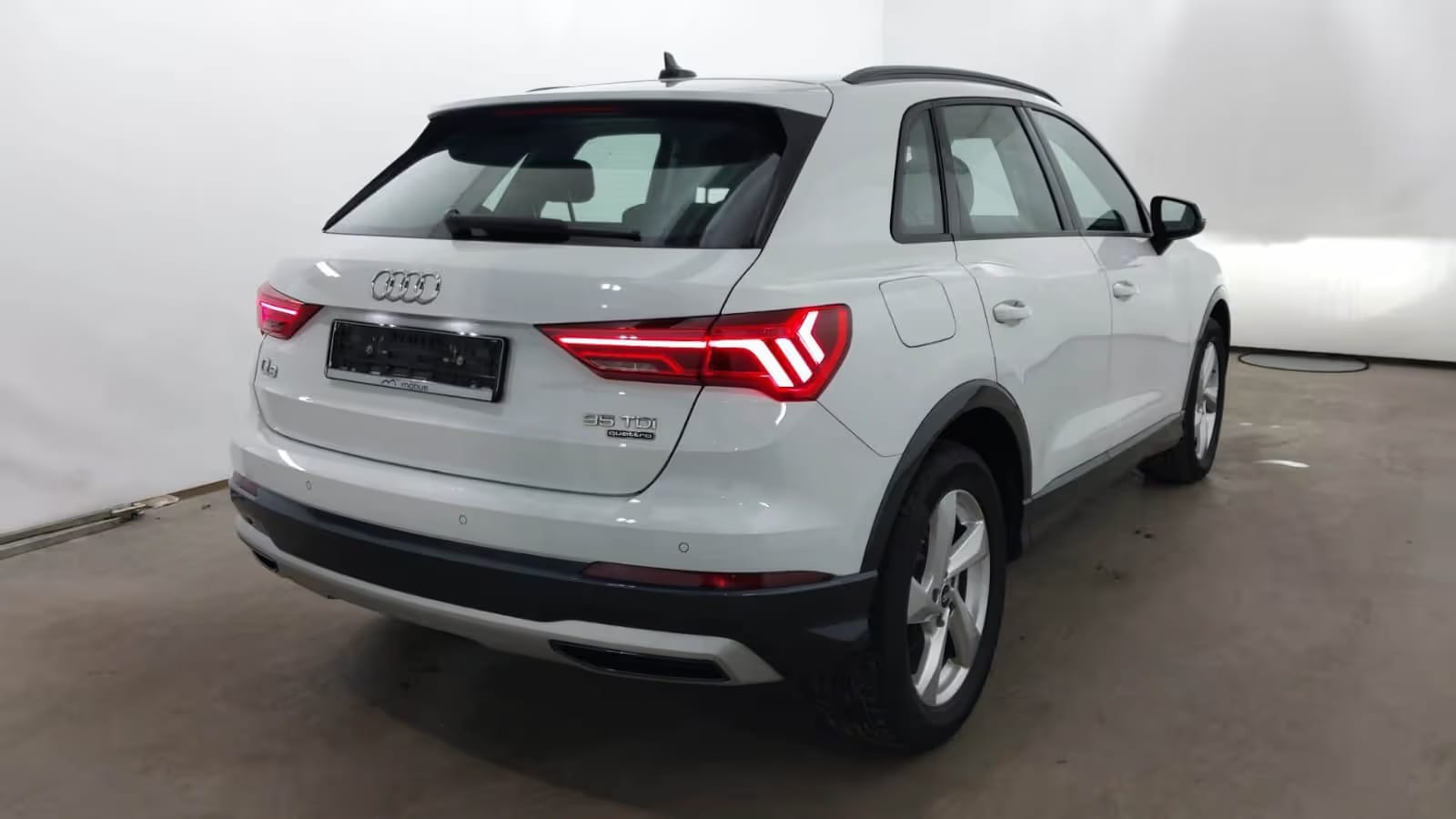 Audi Q3 - Photo 1