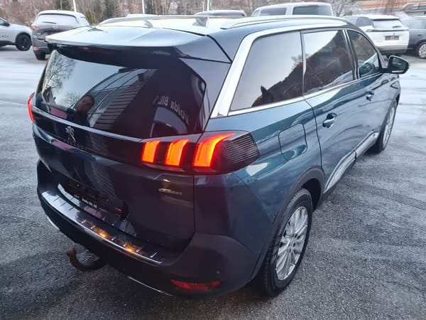 Peugeot 5008 - Photo 2